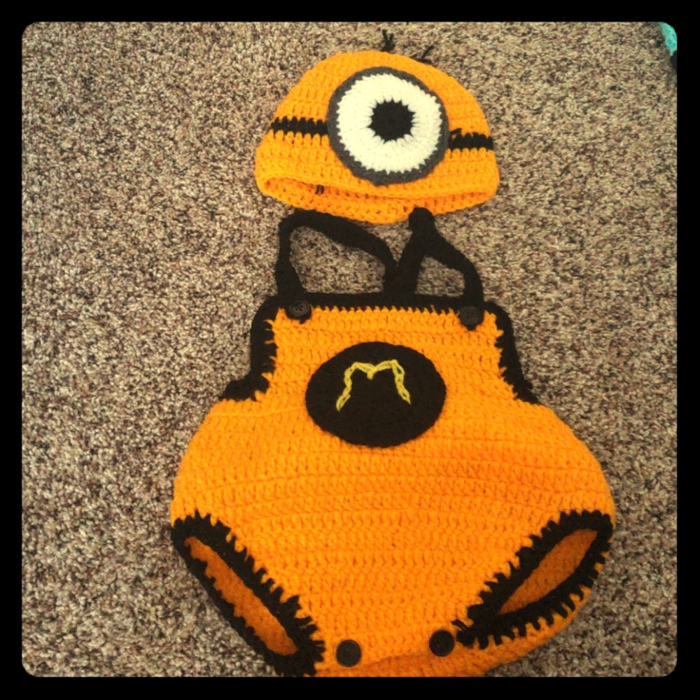 1 set  set hat and jumpsuit for baby